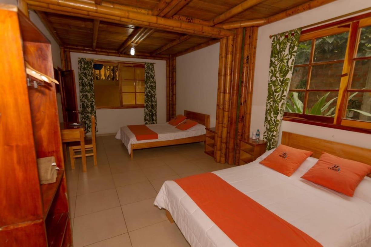 Tuzco Lodge Пуэрто-Лопес Экстерьер фото